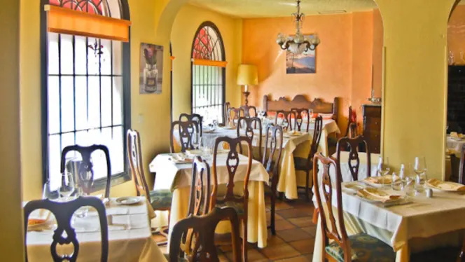 Menús especiales para afiliados del CEM en el Restaurante el Pitaco